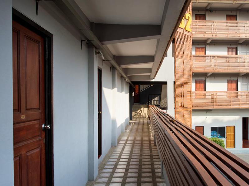 B2 Santitham Hotel Chiang Mai Exterior photo